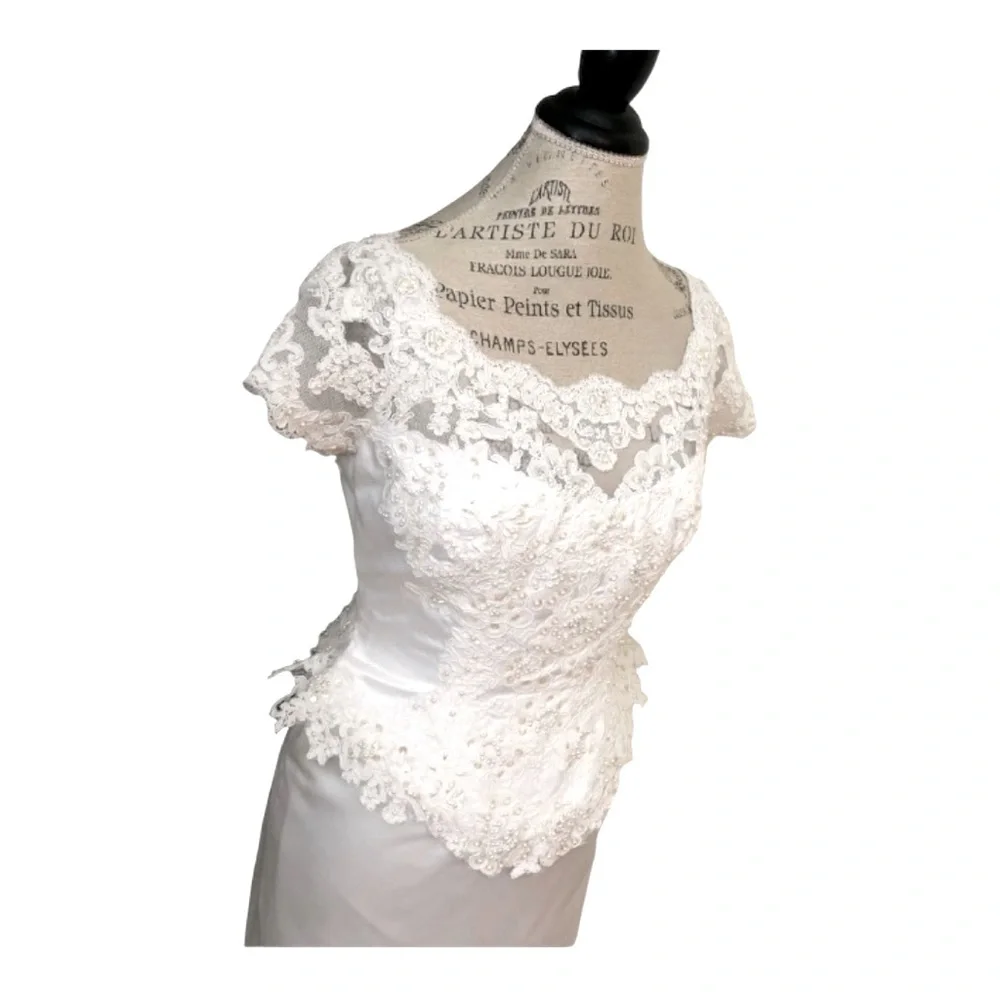 NEW ALFRED ANGELO SZ 6 WHITE SATIN LACE WEDDING GOWN WITH TRAIN - Picture 6 of 12